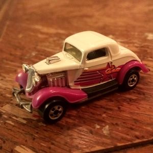 1979 34 Ford white Hot wheel